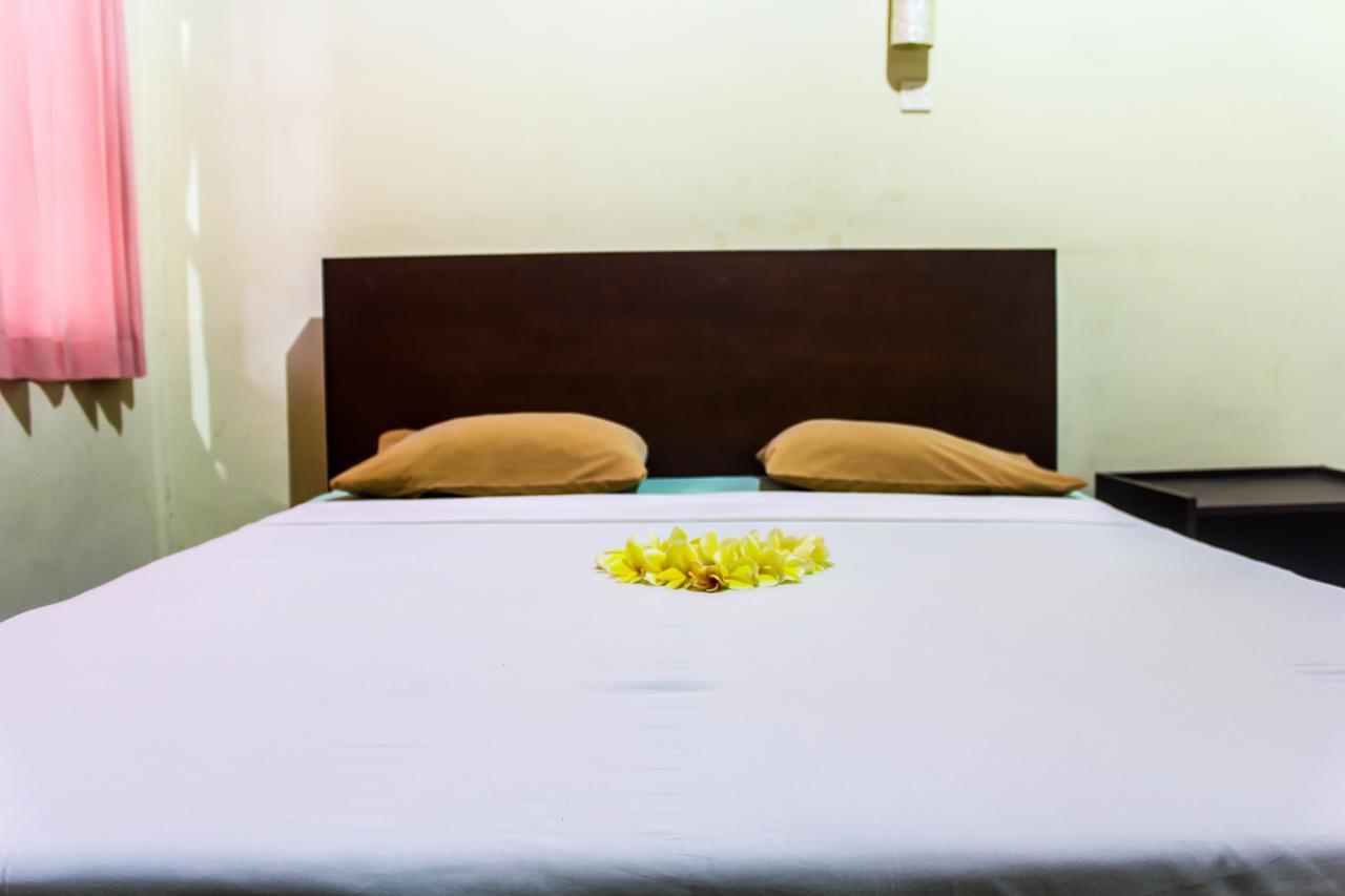 Budhi Beach Inn Кута Экстерьер фото